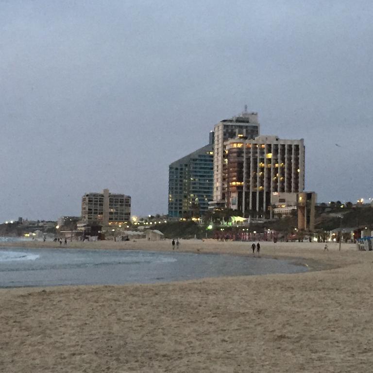 Raphael Apartments Herzliya Luaran gambar
