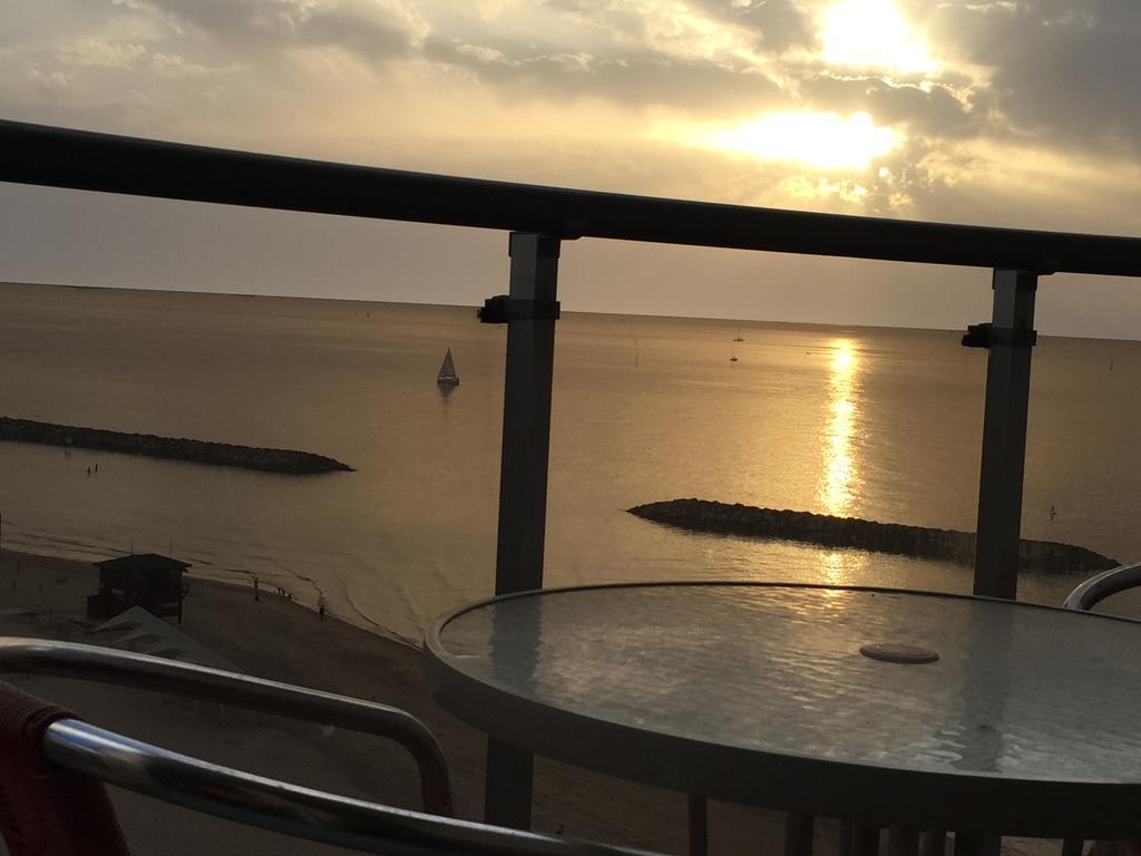 Raphael Apartments Herzliya Luaran gambar