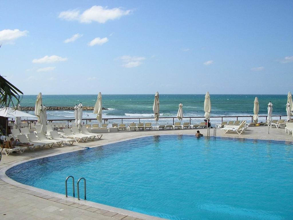Raphael Apartments Herzliya Luaran gambar